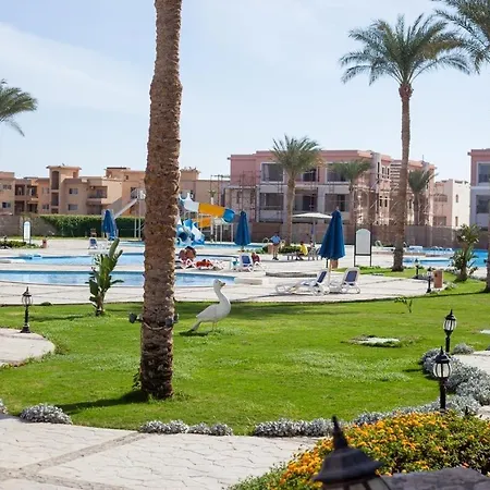 Luxury Aqua Park Apartment - Nabq Bay